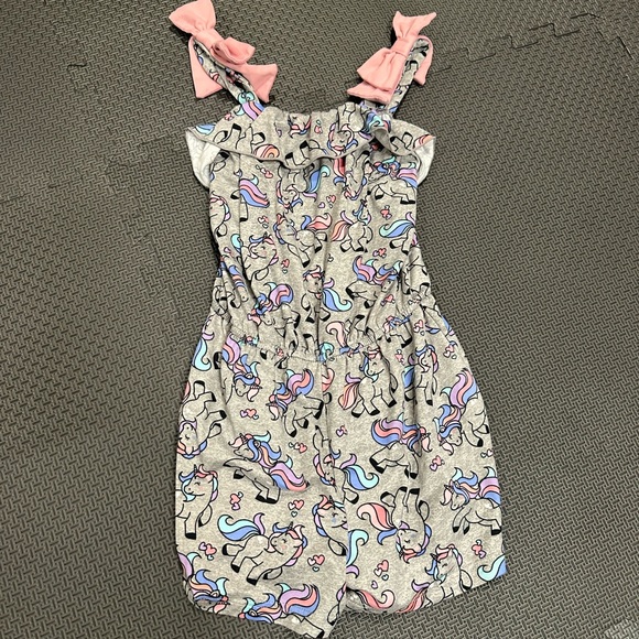 3/27$ Jenna & Jessie Unicorn Print Girls Romper with Pink Bows size 6 - Picture 2 of 6